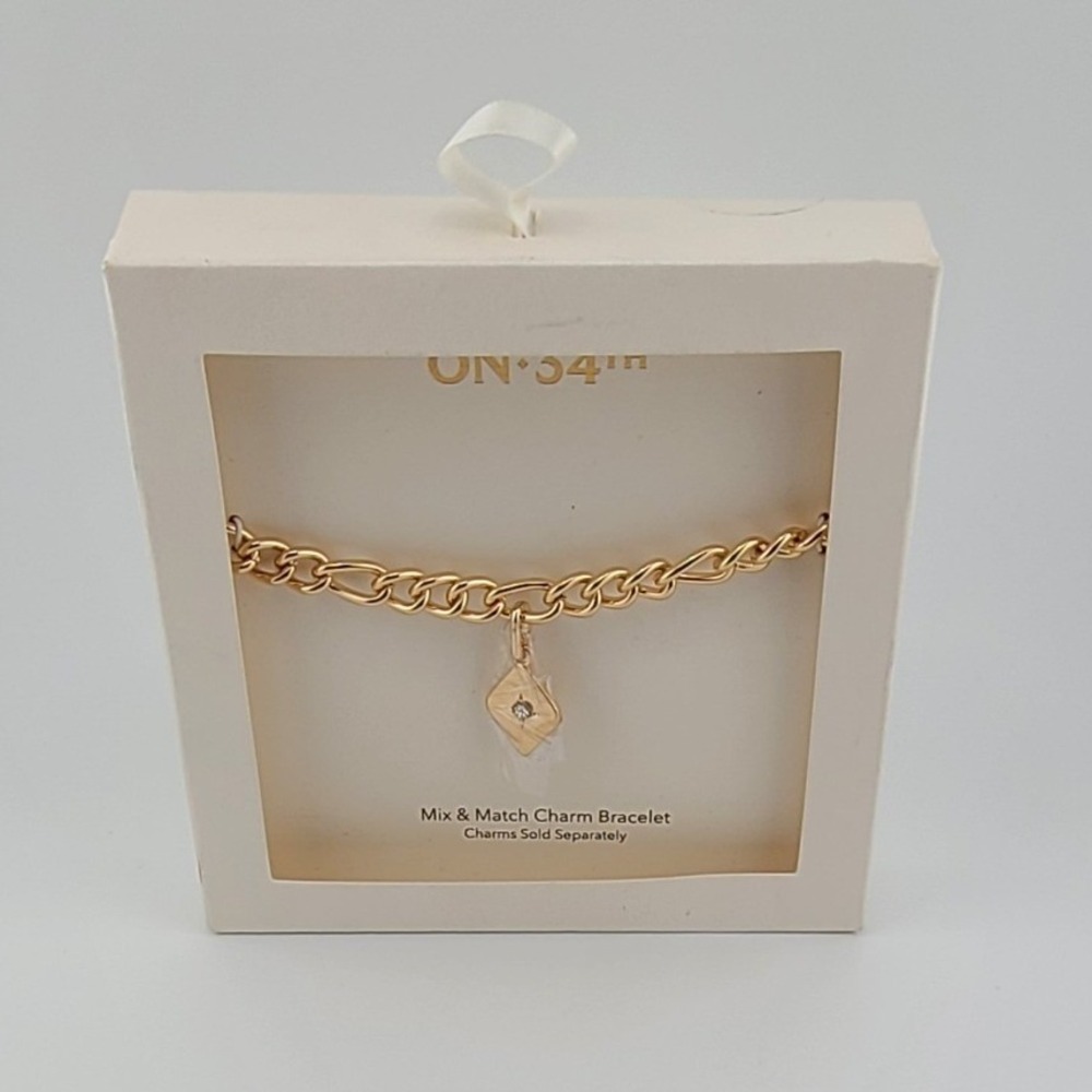 On 34th Womens Gold Tone Mix and Match Charm Bracelet Curb Chain New in Box
